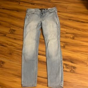 Hollister skinny jeans size 27